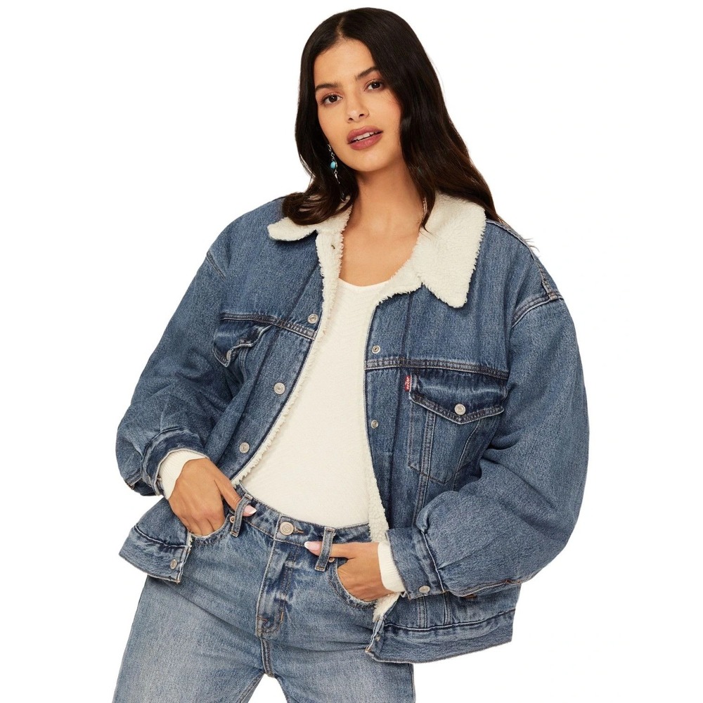 Levi's Women's Levi Women's Medium Wash Sherpa Lined Trucker Denim Small NWT